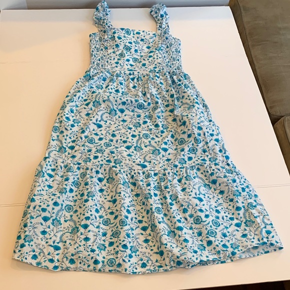 Draper James Dresses & Skirts - Draper James Women’s Large White Blue Floral Ruffle Sleeveless Dress Sundress